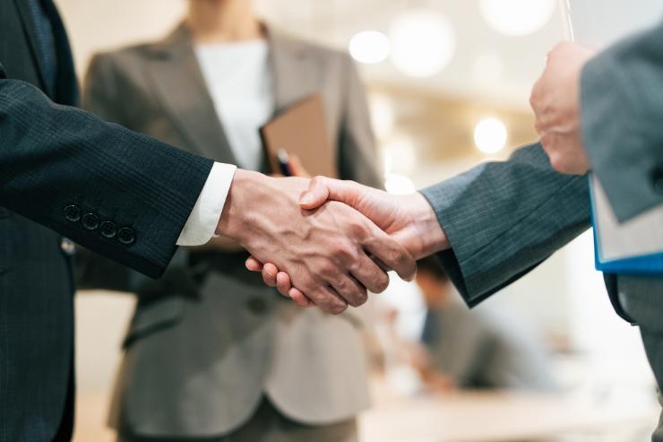 新規の取引先企業を調査する重要性|具体的な調査内容や調査方法とは?