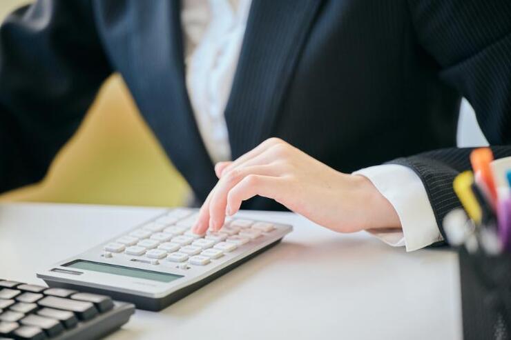 デューデリジェンスにかかる費用の目安